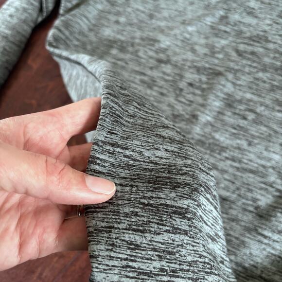 Cuddl Duds Climate Right Women's Small Shirt Long Sleeve Gray Thumb Holes - Picture 3 of 5